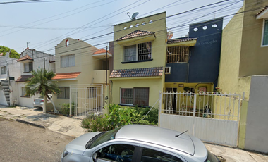 ¡Oportunidad! Casa en Venta en Boca del Río, Veracruz. – No créditos