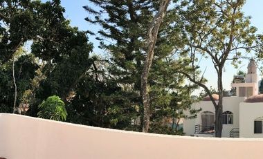 CASA EN VENTA CON ALBERCA EN RESIDENCIAL EXCLUSIVO EN TLAYACAPAN, MOR.