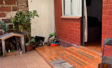 Casa En Venta Cercano A Metro Ferrocarril