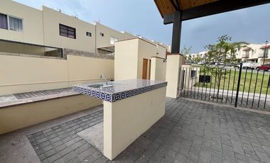 Casa en renta Alta California