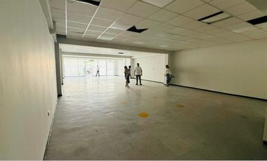 Alquiler de Local Comercial 225 m2 en La Molina