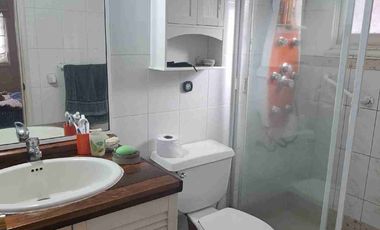 Vende Casa  de 6 dormitorios a 3 Cuadras de Colegio Pumahue, de 270 M2 en Villa Sol de Oriente Puerto Montt