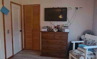 Vende Casa  de 6 dormitorios a 3 Cuadras de Colegio Pumahue, de 270 M2 en Villa Sol de Oriente Puerto Montt