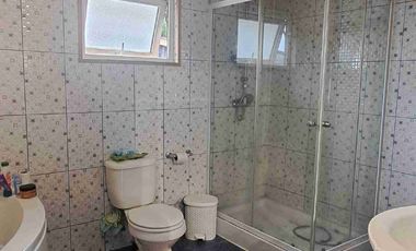 Vende Casa  de 6 dormitorios a 3 Cuadras de Colegio Pumahue, de 270 M2 en Villa Sol de Oriente Puerto Montt