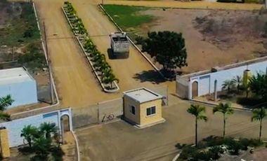 TERRENO EN URBANIZACION PUERTO CAYO