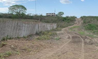 VENTE DE MEGA TERRENO EN MANTA DE OPORTUNIDAD