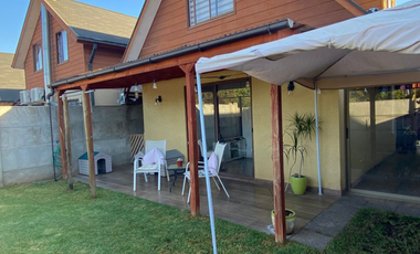 Vendo hermosa casa en Condominio Prados de La Cruz