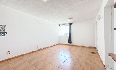 Departamento de 2 recámaras y estacionamiento en Atlampa