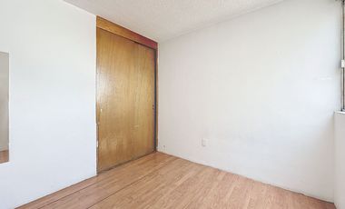 Departamento de 2 recámaras y estacionamiento en Atlampa