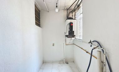 Departamento de 2 recámaras y estacionamiento en Atlampa