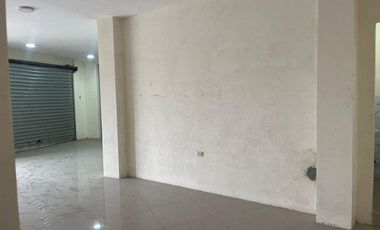 SE RENTA LOCAL COMERCIAL AVDA PRINCIPAL -EL CAMBIO