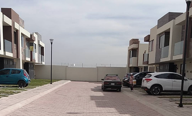 CASA EN VENTA EN RESIDENCIAL NEXTLALPAN CERCA DEL AEROPUERTO FELIPE ANGELES