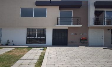 CASA EN VENTA EN RESIDENCIAL NEXTLALPAN CERCA DEL AEROPUERTO FELIPE ANGELES