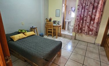 VENTA DE CASA CON DOS FRENTES CERCA DEL PABELLÓN