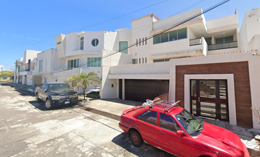 CASA A PRECIO DE REMATE BANCARIO EXCELENTE UBICACION EN VERACRUZ DE LA LLAVE VERACRUZ .!!!!!!!!!!