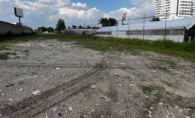 LOTE USO COMERCIAL - EN RENTA - EN PERIFERICO $90,000.00 MENSUALES