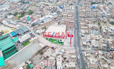 Venta De Terreno Comercial 2,640M2 A Pocos Pasos De La Avenida Tantamayo, En San Martin De Porres, A Un Precio De Ocacion!!!