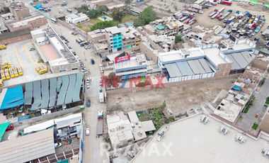 Venta De Terreno Comercial 2,640M2 A Pocos Pasos De La Avenida Tantamayo, En San Martin De Porres, A Un Precio De Ocacion!!!