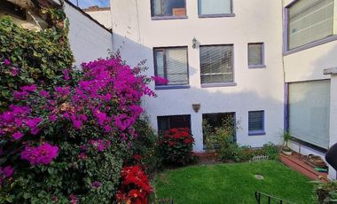 CASA EN VENTA EN EL RINCÓN DEL PEDREGAL, CDMX.