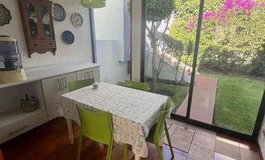 CASA EN VENTA EN EL RINCÓN DEL PEDREGAL, CDMX.