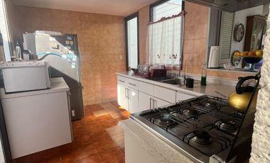 CASA EN VENTA EN EL RINCÓN DEL PEDREGAL, CDMX.