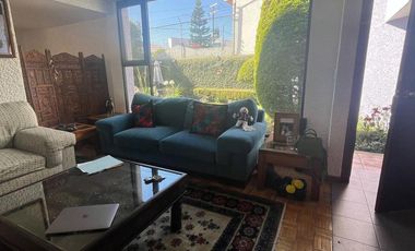 CASA EN VENTA EN EL RINCÓN DEL PEDREGAL, CDMX.