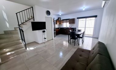 HERMOSA CASA DE 2 RECÁMARAS, TOTALMENTE AMUEBLADA Y EQUIPADA, PLAYA DEL CARMEN