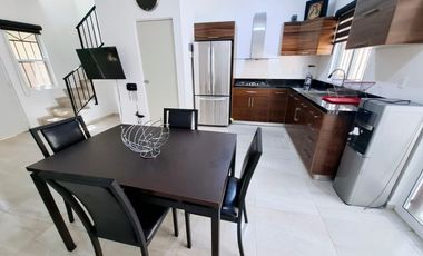 HERMOSA CASA DE 2 RECÁMARAS, TOTALMENTE AMUEBLADA Y EQUIPADA, PLAYA DEL CARMEN