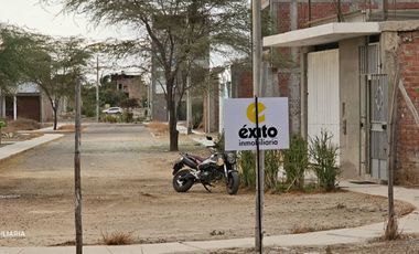 VENDO TERRENO EN ESQUINA LAS CASUARINAS – LOS PORTALES