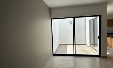 CASA EN VENTA RESIDENCIAL ARBORETO EN NUEVO MÈXICO, TESISTAN; JALISCO.