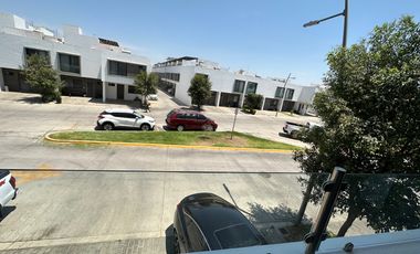 CASA EN VENTA RESIDENCIAL ARBORETO EN NUEVO MÈXICO, TESISTAN; JALISCO.
