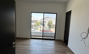 CASA EN VENTA RESIDENCIAL ARBORETO EN NUEVO MÈXICO, TESISTAN; JALISCO.