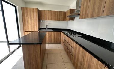 CASA EN VENTA RESIDENCIAL ARBORETO EN NUEVO MÈXICO, TESISTAN; JALISCO.