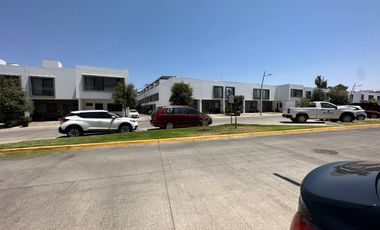 CASA EN VENTA RESIDENCIAL ARBORETO EN NUEVO MÈXICO, TESISTAN; JALISCO.