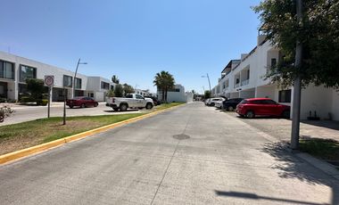 CASA EN VENTA RESIDENCIAL ARBORETO EN NUEVO MÈXICO, TESISTAN; JALISCO.