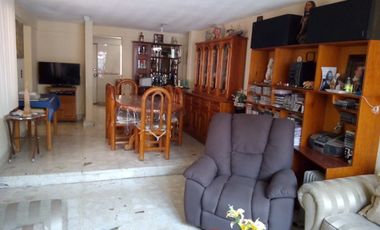 CASA EN VENTA EN AZCAPOTZALCO TEZOZOMOC