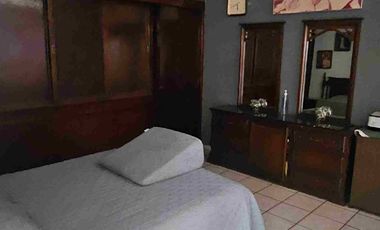 HERMOSA CASA DE UNA PLANTA EN EXCELENTE UBICACION