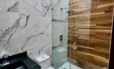 RESIDENCIA  EN VENTA O RENTA EL BOSQUE COUNTRY CLUB LEON GUANAJUATO CON CAMPO DE GOLF