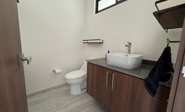 Casa con Renta con visita al lago en Fraccionamiento Privado Ocoyoacac, Edo de México