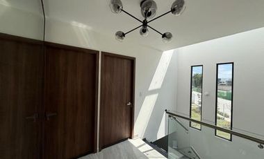 Casa con Renta con visita al lago en Fraccionamiento Privado Ocoyoacac, Edo de México