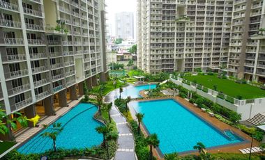 Affordable 2 Bedroom near BGC Allegra Garden Place by DMCI Homes