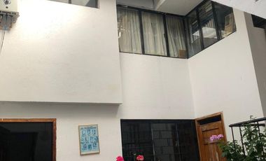 GRAN OPORTUNIDAD DE INVERSION DE HOSTAL + CASA AMPLIA EN TULCAN