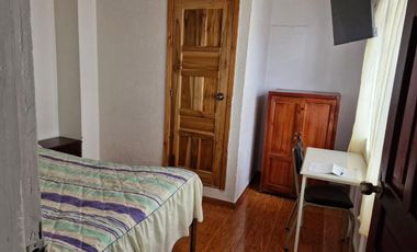 GRAN OPORTUNIDAD DE INVERSION DE HOSTAL + CASA AMPLIA EN TULCAN