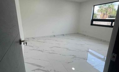 venta de oficina en cumbres 1er sector