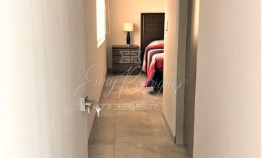 CASA DE UN PISO, AMUEBLADA EN RENTA  FRACC. LA CAMPIÑA, León,Gto; 3 REC, 3 AUTOS, JARDÍN, EQUIPADA