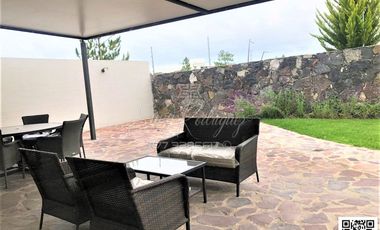 CASA DE UN PISO, AMUEBLADA EN RENTA  FRACC. LA CAMPIÑA, León,Gto; 3 REC, 3 AUTOS, JARDÍN, EQUIPADA