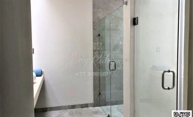 CASA DE UN PISO, AMUEBLADA EN RENTA  FRACC. LA CAMPIÑA, León,Gto; 3 REC, 3 AUTOS, JARDÍN, EQUIPADA