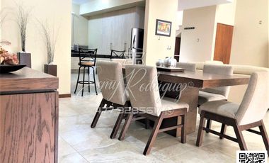 CASA AMUEBLADA EN LA CAMPIÑA, León,Gto; RENTA $36,500, 3 REC. CON BAÑO C/U, 4 AUTOS, JARDÍN CON TERRAZA