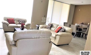 CASA AMUEBLADA EN LA CAMPIÑA, León,Gto; RENTA $36,500, 3 REC. CON BAÑO C/U, 4 AUTOS, JARDÍN CON TERRAZA