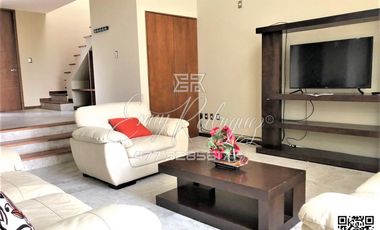 CASA AMUEBLADA EN LA CAMPIÑA, León,Gto; RENTA $36,500, 3 REC. CON BAÑO C/U, 4 AUTOS, JARDÍN CON TERRAZA